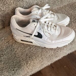 Nike women’s Air Max 90 Sneakers